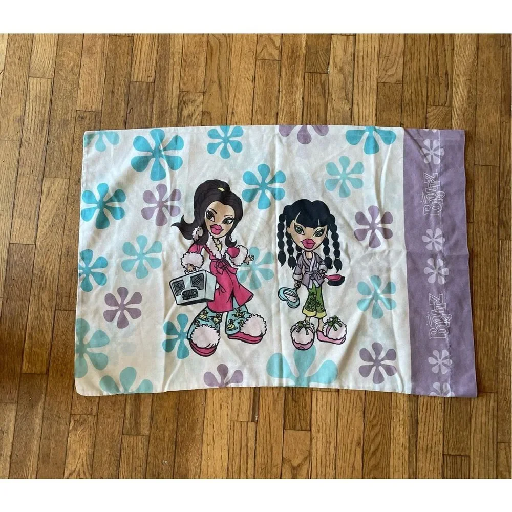 Bratz Cloe Sasha Yasmin Sasha Standard Pillowcase 2005 Vintage